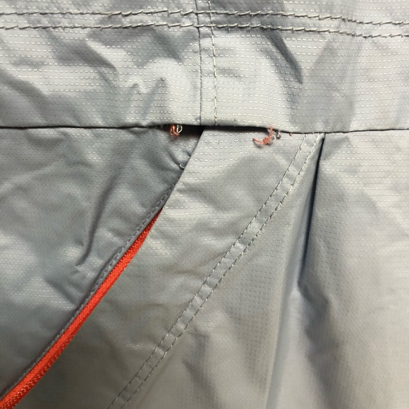 | Columbia | rain coat. Size L. - Picture 2 of 5
